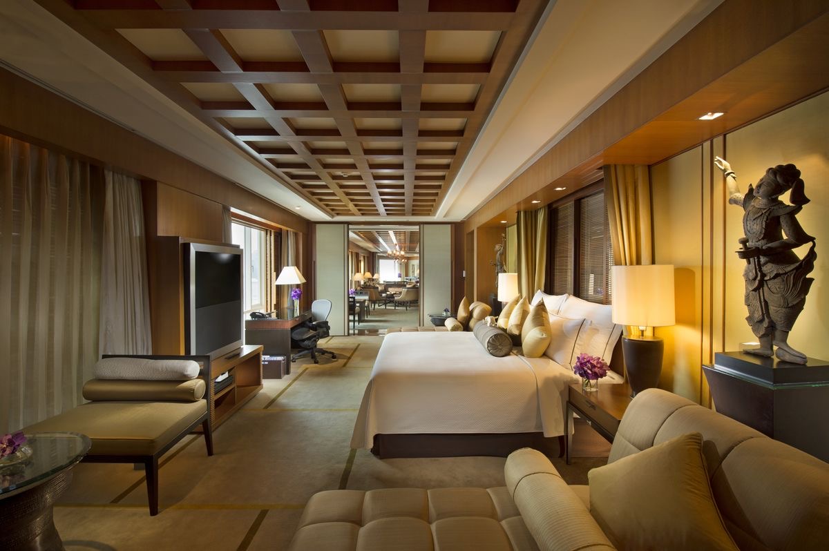 Presidential Executive Suite